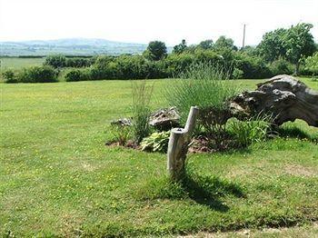 Little Treaddow Farmhouse B And B Grafton Exterior foto